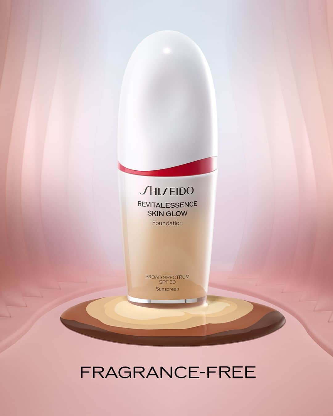 資生堂のインスタグラム：「Only the essentials. REVITALESSENCE SKIN GLOW Foundation is free of fragrance, making it ideal for sensitive skin types. #ShiseidoMakeup #JapaneseBeauty #RevitalEssence #SkincareMeetsFoundation」