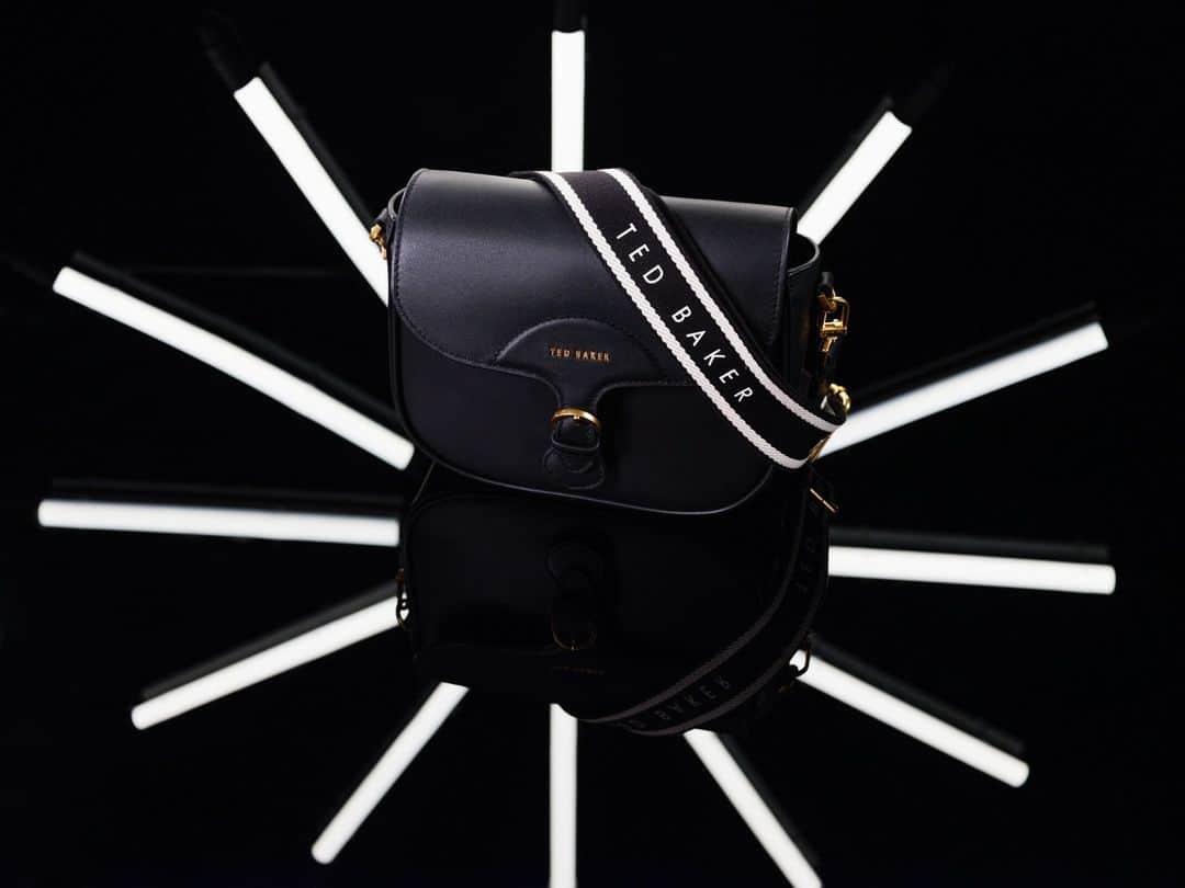 Ted Bakerのインスタグラム：「Grand good gifting for a grand good time.  Don't just take our word for it, though, discover the collection online and in store.  #TedBaker #AGrandGoodTime」