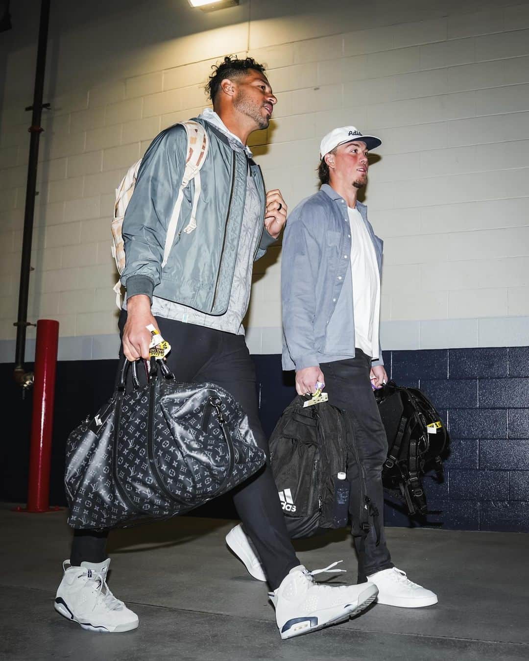 ワシントン・レッドスキンズさんのインスタグラム写真 - (ワシントン・レッドスキンズInstagram)「foxborough fits」11月6日 1時09分 - commanders
