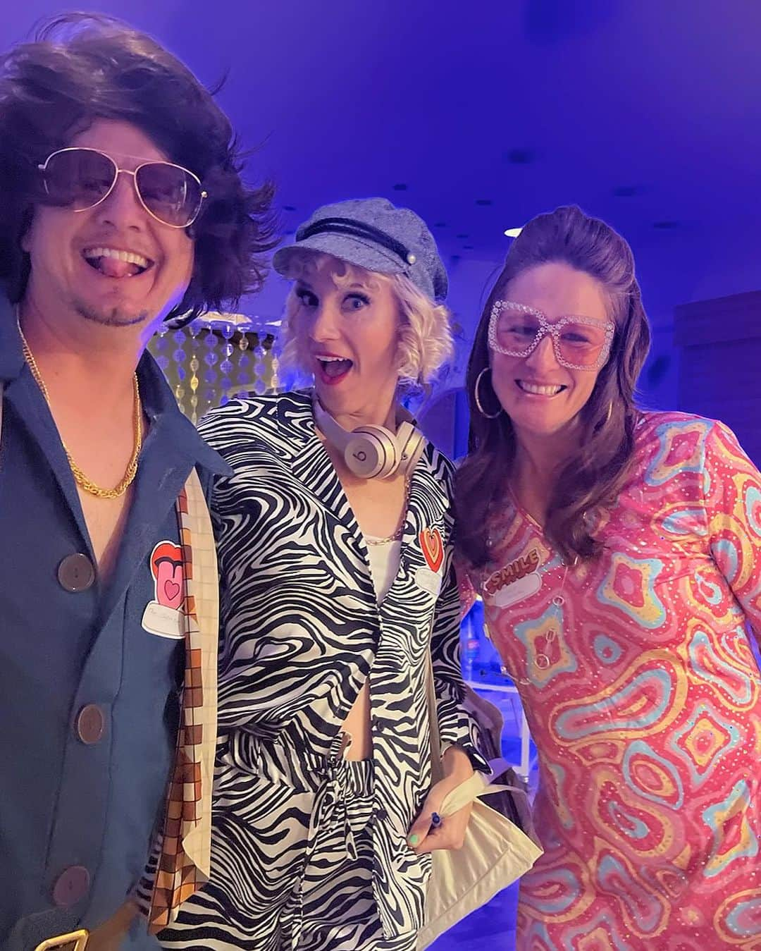 ヘザー・モリスさんのインスタグラム写真 - (ヘザー・モリスInstagram)「70s Murder Mystery Parties are my JAM! @lapistolpete @janee.marie y’all murdered this party」11月6日 1時33分 - heatherrelizabethh