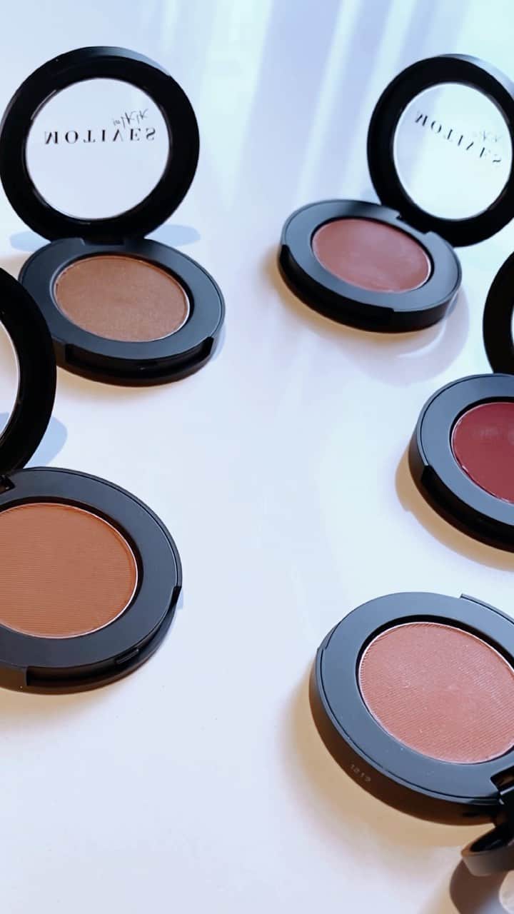 Motives Cosmeticsのインスタグラム