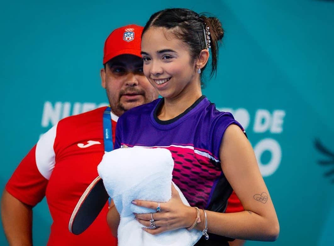 DIAZ Melanieさんのインスタグラム写真 - (DIAZ MelanieInstagram)「SUB CAMPEONAS PANAMERICANAS ♥️🇵🇷 Lo dejamos todo en la mesa🥈Gracias a Dios y a Puerto Rico por el apoyo. ♥️」11月6日 2時22分 - mely_diaaz