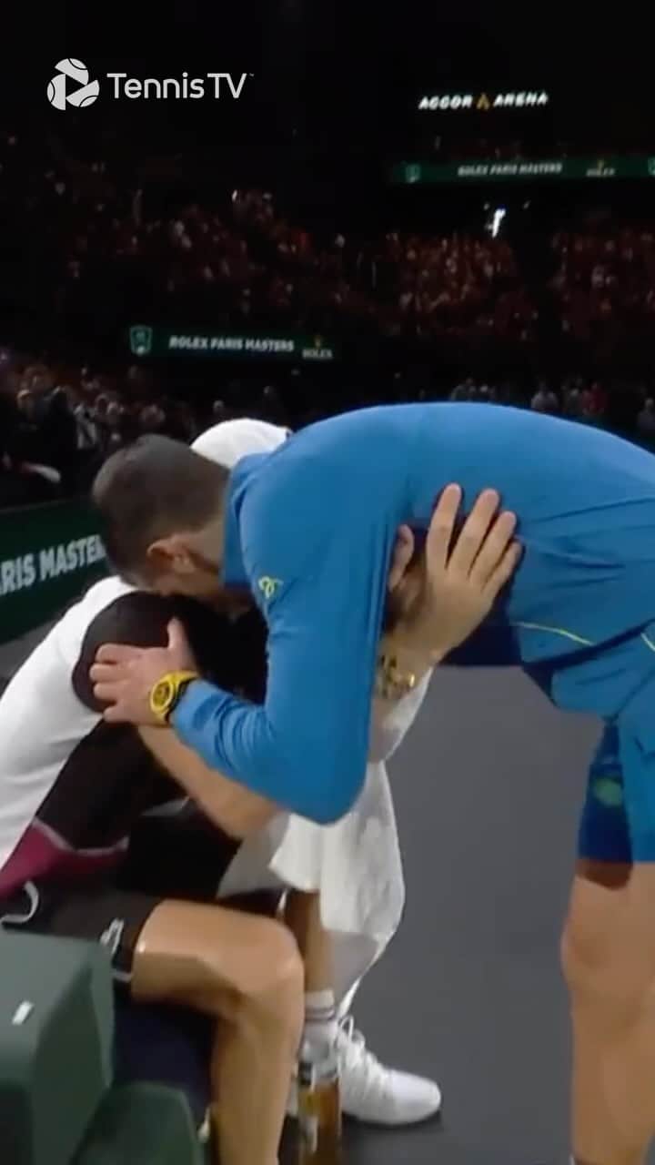 ATP World Tourのインスタグラム：「This moment 🥺   @djokernole ❤️ @grigordimitrov   #RolexParisMasters」
