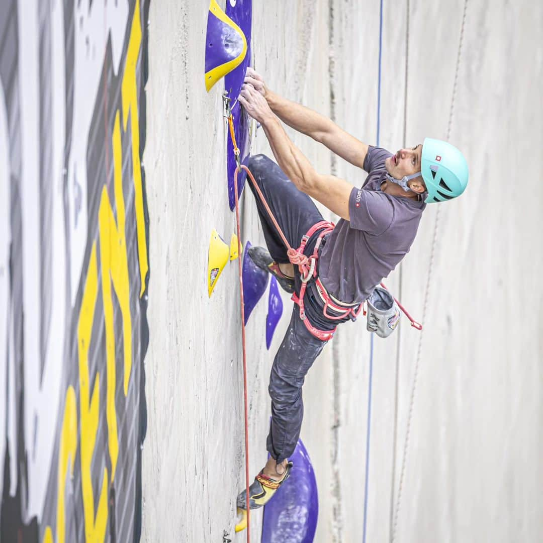 イェルネイ・クルーダーさんのインスタグラム写真 - (イェルネイ・クルーダーInstagram)「The second edition of the Red Bull Dual Ascent was an exhilarating event! Huge congratulations to Julija and Jernej Kruder for their impressive victory in this race against the clock and their pumped arms. Grateful to everyone who contributed to making this special competition possible. Anticipating the next one eagerly! 🧗‍♂️💪  #ClimbingIntelligenceAgency #RedBullDualAscent #Winners #ExcitementAhead」11月6日 4時08分 - kruderjernej