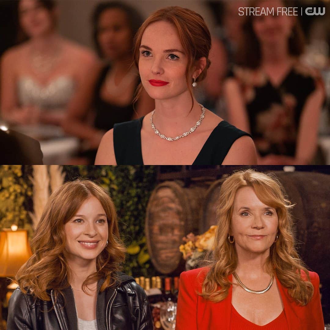 The CWのインスタグラム：「You know we couldn't miss National Redhead Day!! 👩‍🦰 Shout out to our beloved redheads, Maggie Sullivan, and Darby and Victoria Spencer.❤️  #SullivansCrossing #TheSpencerSisters #TheCW @TheCW @MorganKohan @StaceyFarber @Lea_Thompson #NationalRedheadDay」
