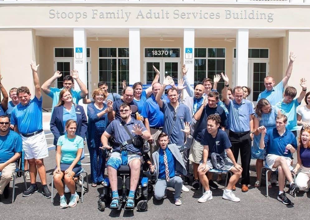 アーニー・エルスのインスタグラム：「Thank you everyone @clubshelp for helping make this new partnership happen at The Stoops Family Adult Services Building. Well done to all involved. It’s a wonderful new initiative. Follow @els_for_autism to find out more.」