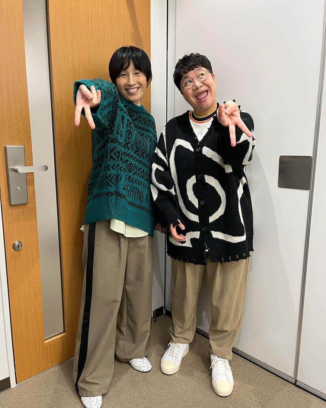 ハリセンボンのインスタグラム：「🪆出演情報🪆  【11月6日(月)】 📺0:44〜 TBS 「ガラッとチェンジマン」※関東ローカル (春菜)  【11月7日(火)】 📺21:00〜 日本テレビ 「カズレーザーと学ぶ」 (春菜)  📺23:15〜 NHK Eテレ 「漢字ふむふむ」 (春菜)  【11月8日(水)】 📺6:20〜 NHK Eテレ 「漢字ふむふむ」 (春菜)  📺19:00〜 日本テレビ 「笑ってコラえて！」2時間SP (春菜)  【11月9日(木)】 📻13:00〜 ニッポン放送 「ザ・ラジオショー」 (はるか)  📺20:00〜 TBS 「モニタリング」 (ハリセンボン)  【11月10日(金)】 📺5:50〜日本テレビ 「ZIP!」 (春菜)  📺19:00〜 TBS 「オオカミ少年 ハマダ歌謡祭」 (春菜)  【11月11日(土)】 📺10:53〜 フジテレビ 「トキタビ」 (はるか)  📺19:56〜 日本テレビ 「世界一受けたい授業」 (春菜)  📺21:00〜 TBS 「世界ふしぎ発見！」 (春菜)」
