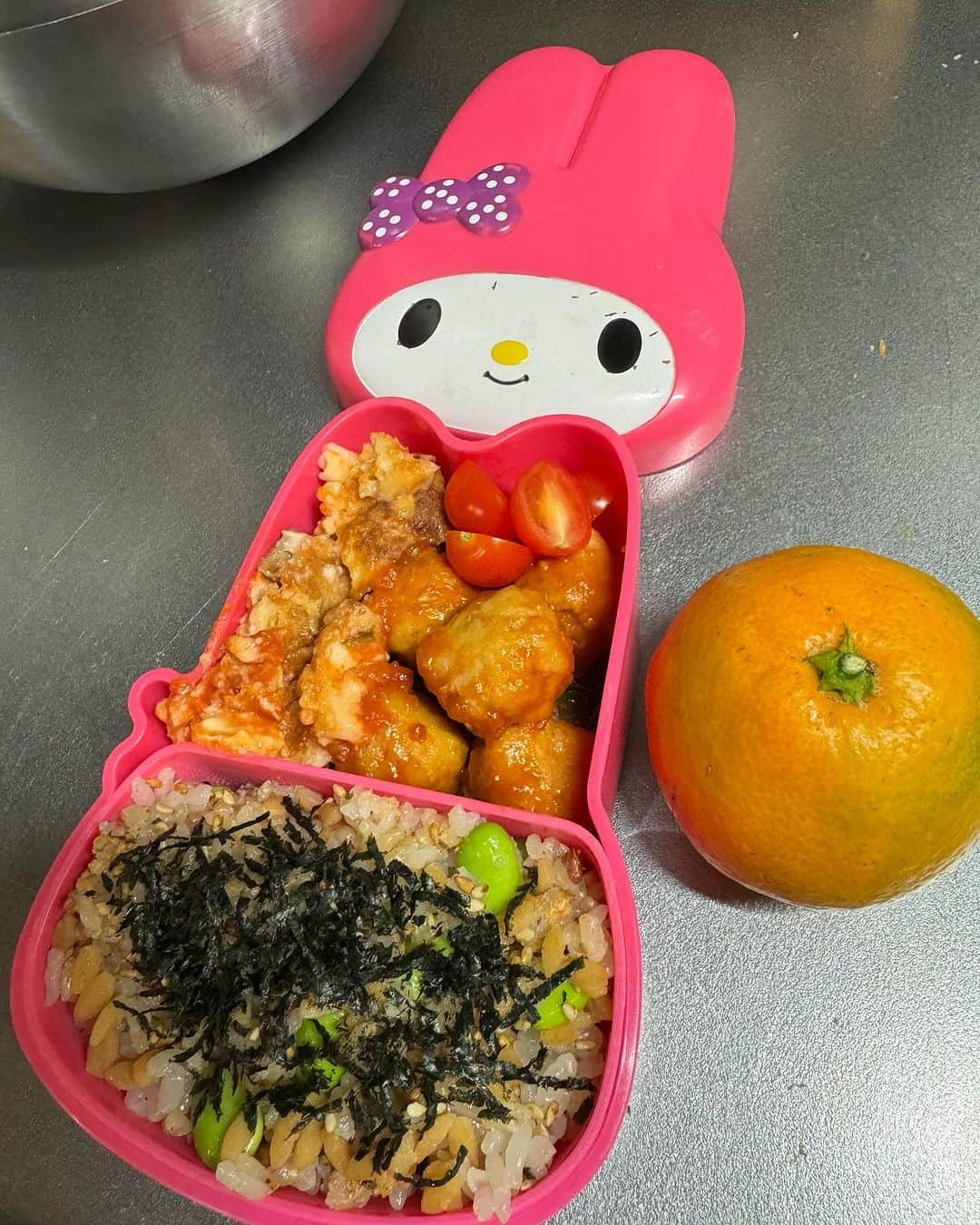 林ゆうきのインスタグラム：「載せ忘れてた、今日のお弁当  ＃とらは代休なのでさくらの分だけ」