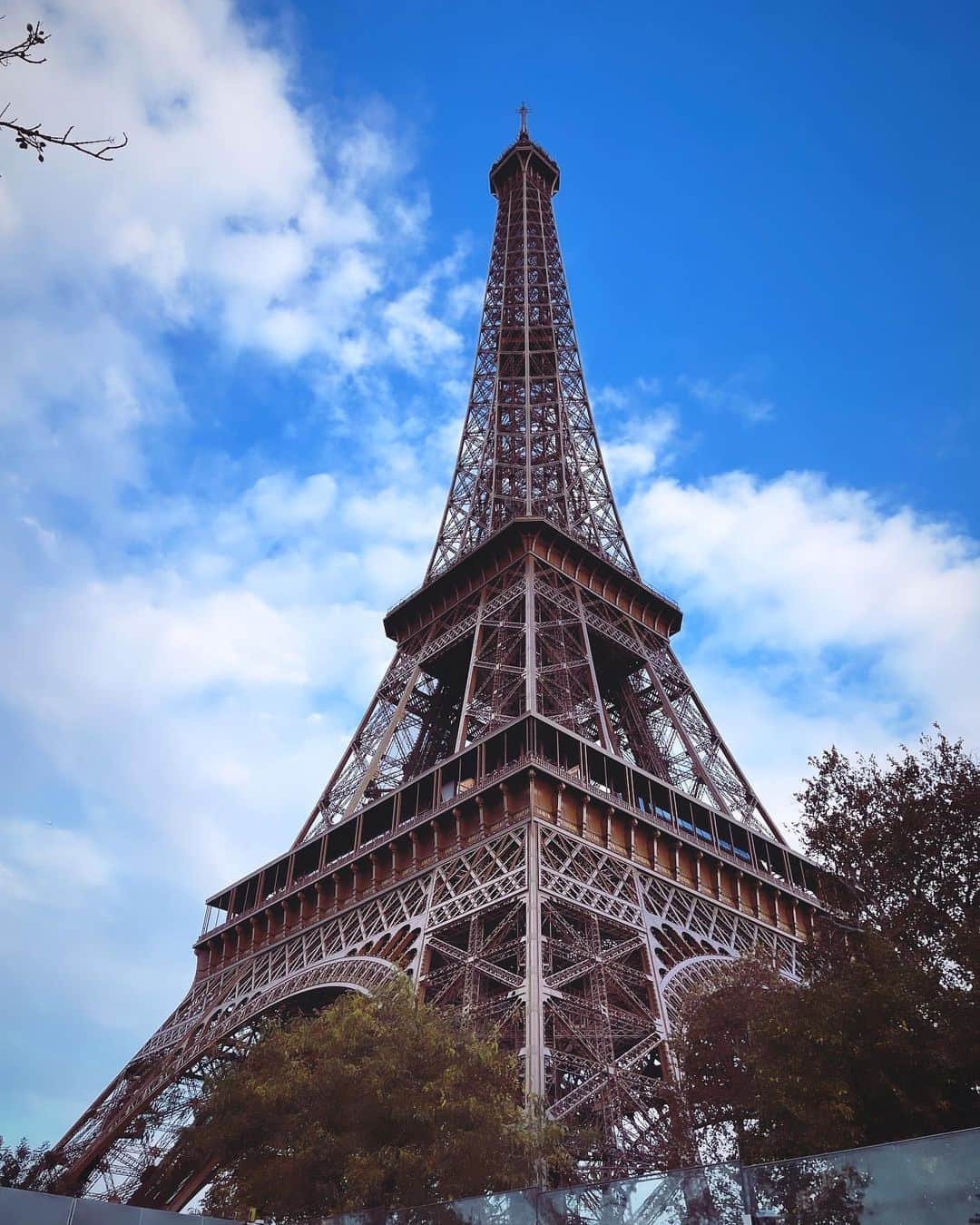 堀内敬子さんのインスタグラム写真 - (堀内敬子Instagram)「エッフェル塔　アレクサンドル3世橋  舞台で、袖から見ていた景色。  本物を見てみたかった。感動。  美しい。  #パリ #エッフェル塔 #アレクサンドル3世橋」11月6日 16時03分 - horiuchi_keiko