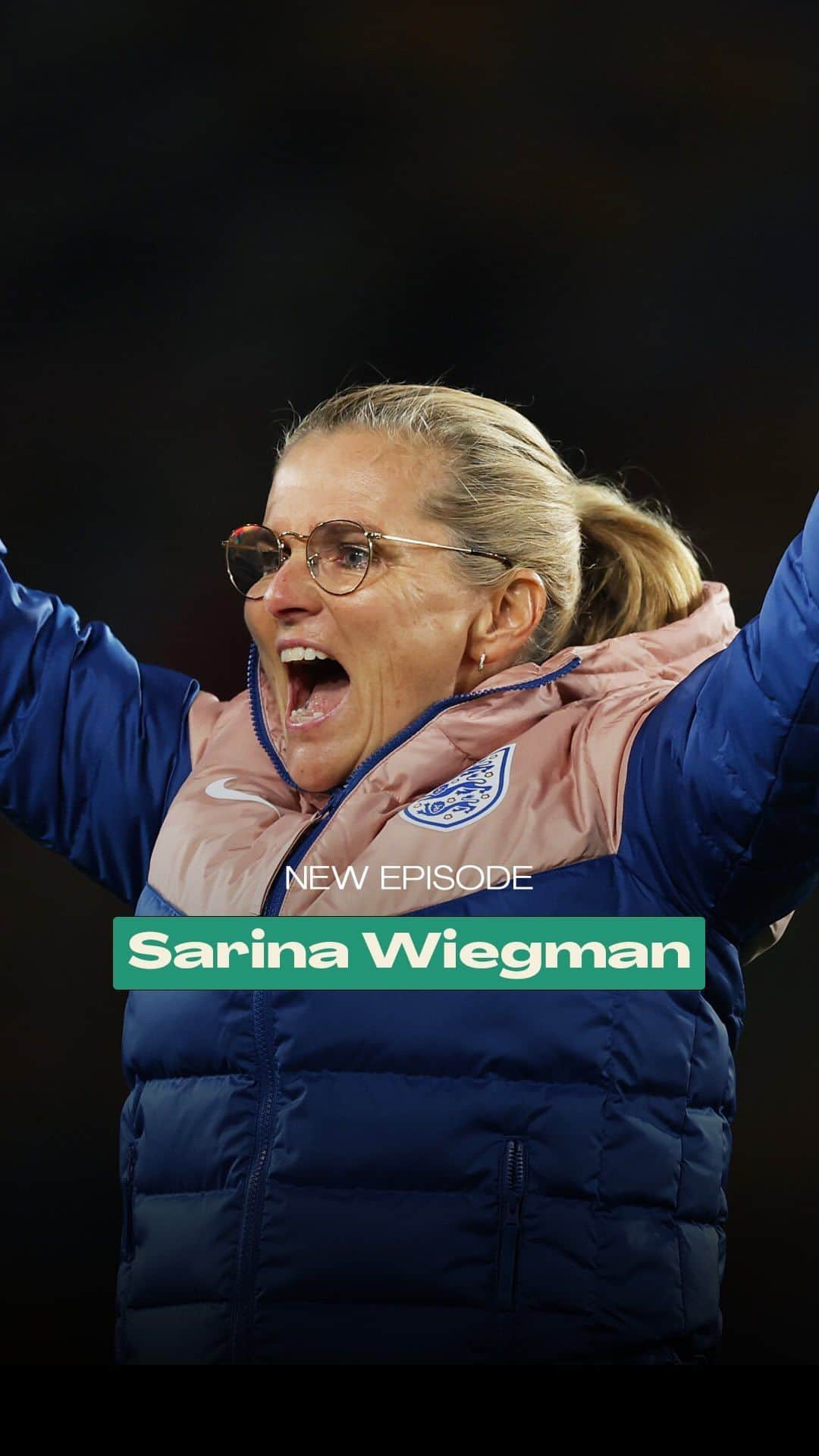 ファーン・コットンのインスタグラム：「Sport should unite people; that’s what England women’s football coach Sarina Wiegman believes, and it’s something she achieved when the Lionesses won the Euros in 2022.   In this chat with Fearne, @sarina.wiegman explains that succeeding at a high level is important because it provides a platform to drive meaningful cultural change. She also talks about why a good leader should be empathetic to the individual characters of those they’re managing, and why clarity – being clear and honest in communication – is a key value of hers. Available to listen now or watch on YouTube…   Sarina’s book, What it Takes: My Playbook on Life and Leadership, is out on the 9th November.」