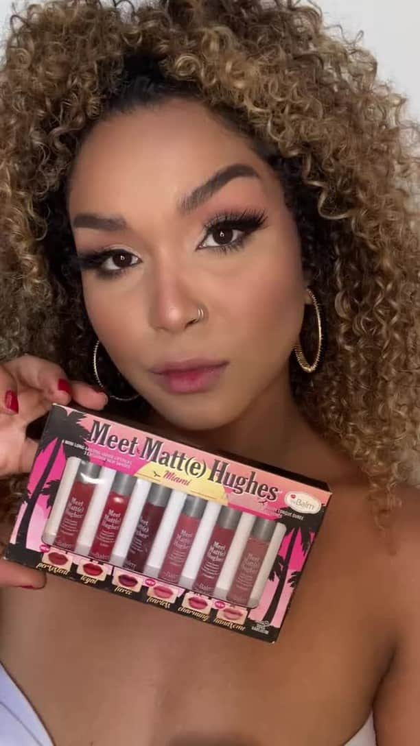 the Balmのインスタグラム：「#SALE Buy 2, Get 2 FREE on all lippies ends tomorrow 💋 @nanaffreitas in Meet Matt(e) Hughes Miami kit.. only $29 USD for six shades, making these the perfect stocking stuffers!🎁 @thebalm #thebalm」