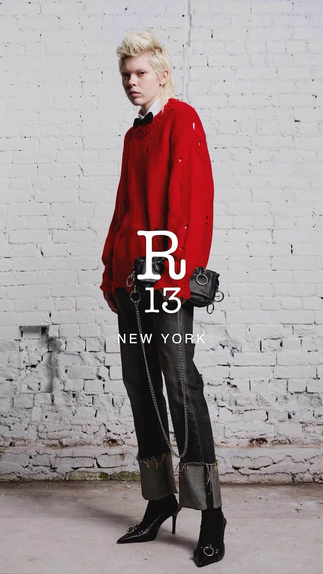 アールサーティーンのインスタグラム：「Red styles further the Fall/Winter collection’s exploration of color contrast.  #r13 #r13denim #fw23」