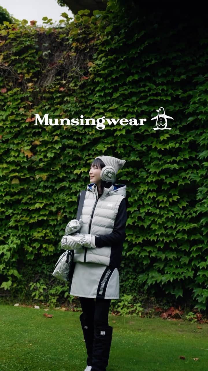 のインスタグラム：「. 岡本夏美×マンシングウェア 2023 FALL/WINTER  ================================== 岡本夏美さんが纏う、Munsingwear。  @okamoto_natsumi  #munsingwear #マンシングウェア #岡本夏美  #ニット #ゴルフ #golf #ゴルフウェア #レディースゴルフウェア #ゴルフ女子 #女子ゴルフ #ゴルフウェアコーデ #ゴルフウェアブランド #ゴルフファッション #ゴルフコーデ」