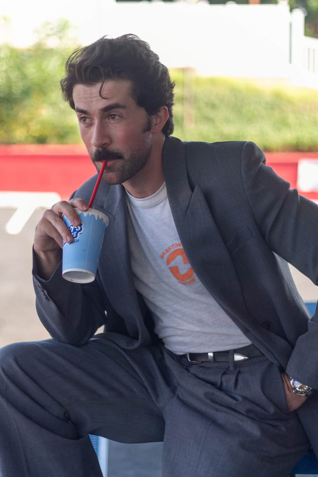 ロンハーマンのインスタグラム：「It's still milkshake weather in LA! @edgyalbert in everyone's favorite Nili Lotan suit that reads relaxed yet sharp in the best way. ​​​​​​​​ ​​​​​​​​ Shop Albert's edit online and at the RH Melrose Men's Shop!」