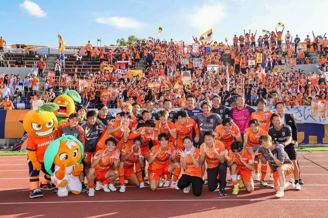 森下怜哉さんのインスタグラム写真 - (森下怜哉Instagram)「応援ありがとうございました。  #愛媛FC #ナイス勝利 #37」11月6日 11時57分 - re_yayaya