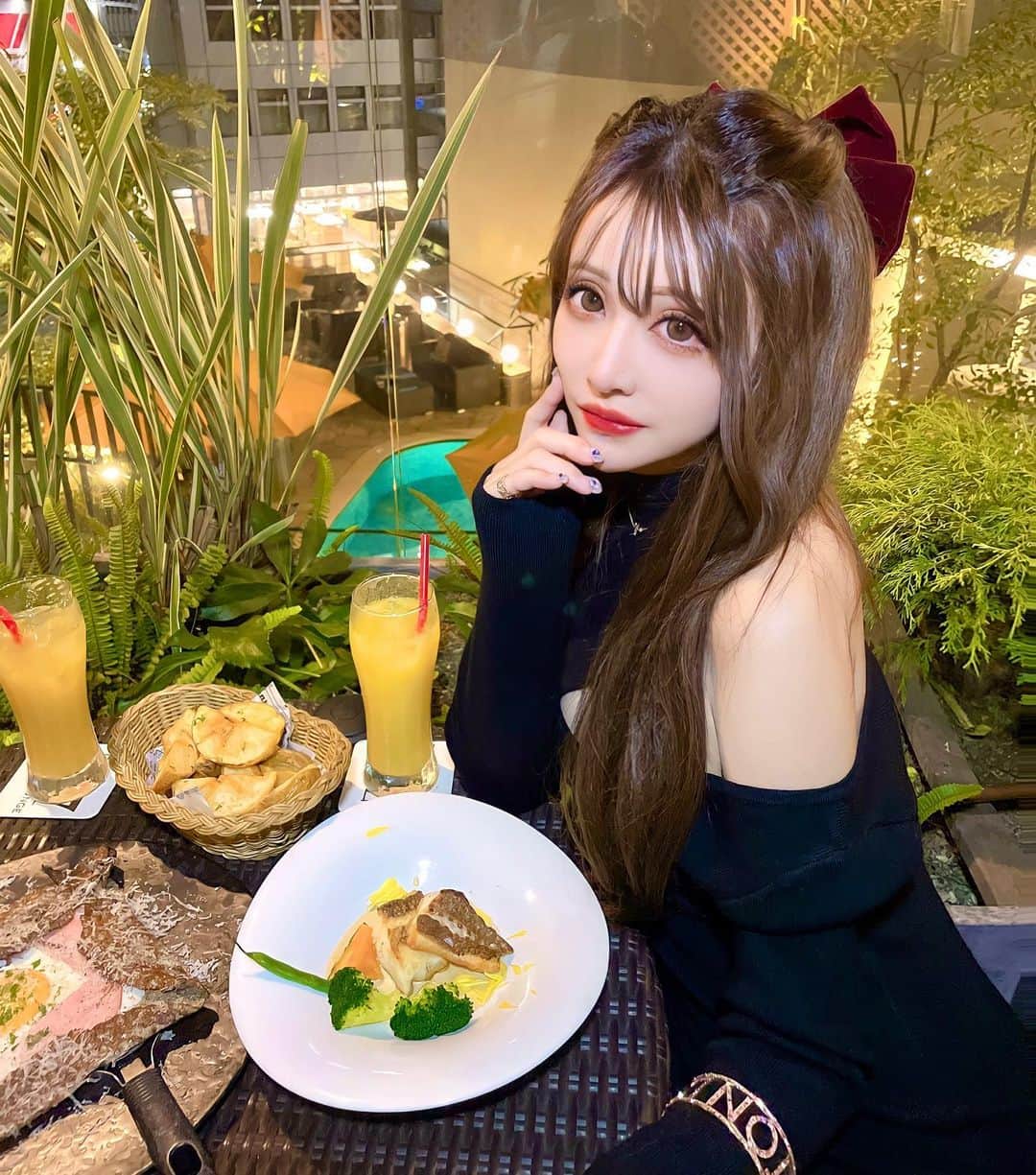 桜井莉菜のグルメインスタ