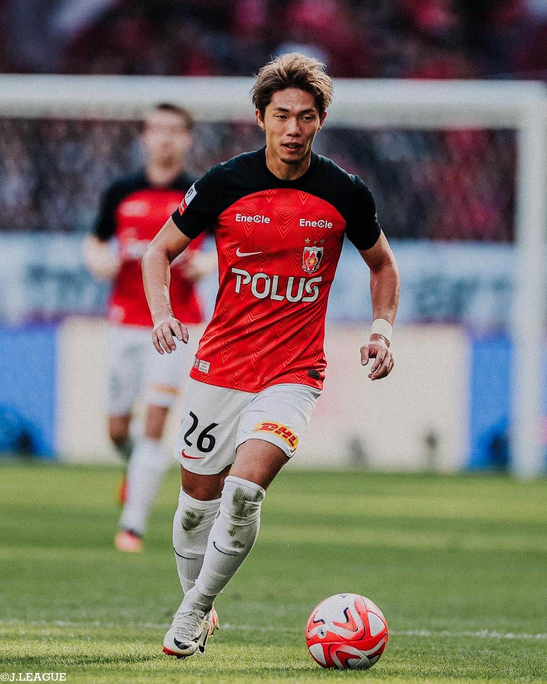 Ｊリーグさんのインスタグラム写真 - (ＪリーグInstagram)「📸𝐉.𝐋𝐄𝐀𝐆𝐔𝐄 𝐏𝐡𝐨𝐭𝐨𝐠𝐫𝐚𝐩𝐡⚽  ～𝐉.𝐋𝐞𝐚𝐠𝐮𝐞 𝐘𝐁𝐂 𝐋𝐞𝐯𝐚𝐢𝐧 𝐂𝐔𝐏 𝐅𝐈𝐍𝐀𝐋～ アビスパ福岡 🆚 浦和レッズ  白熱の決勝、国立競技場を染め上げた両クラブ🔥 熱き試合を写真で振り返ります⚔️  #アビスパ福岡  #奈良竜樹 #前寛之 #宮大樹  #永石拓海 #田代雅也 #中村駿   #浦和レッズ  #酒井宏樹 #ホセカンテ #早川隼平  #荻原拓也 #西川周作 #明本考浩   #ルヴァンカップ決勝 #ルヴァンカップ  #Jリーグ #jleague #サッカー #soccer #football」11月6日 13時29分 - jleaguejp