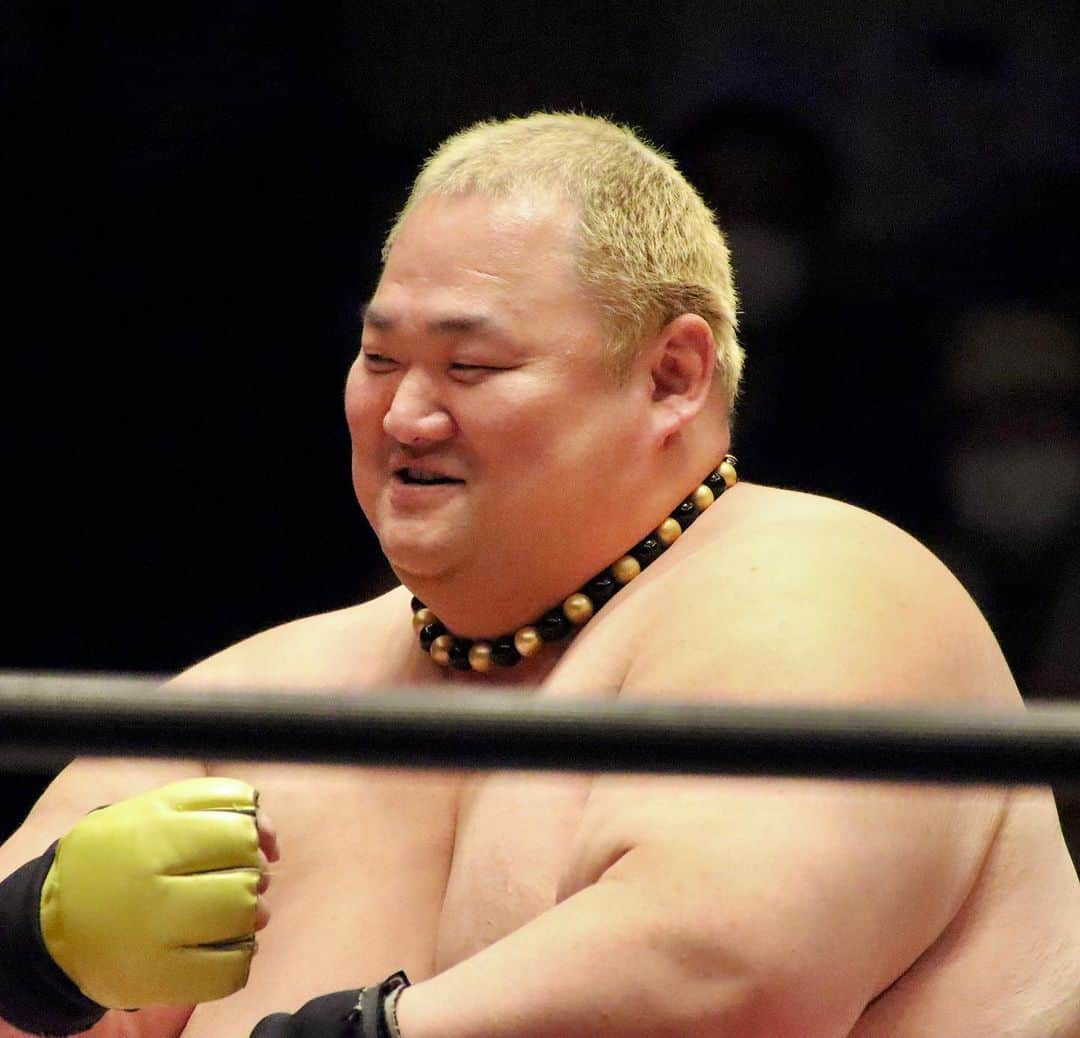 のインスタグラム：「前橋【どすこいうどん浜ちゃん】に御来店頂き有り難うございました！ 11/7(火)は！  昼11:30〜14:00 夜18:00〜21:00 ☆20:00ラストオーダー (うどんがなくなり次第終了)  宜しくお願い致します🤲  #浜亮太  #前橋  #どすこいうどん浜ちゃん  #手打ちうどん」