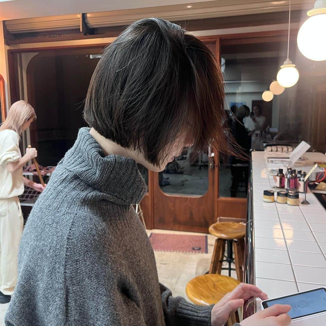 花見菜月のインスタグラム：「The bob. さらっとoilつけるだけでキマるhair」