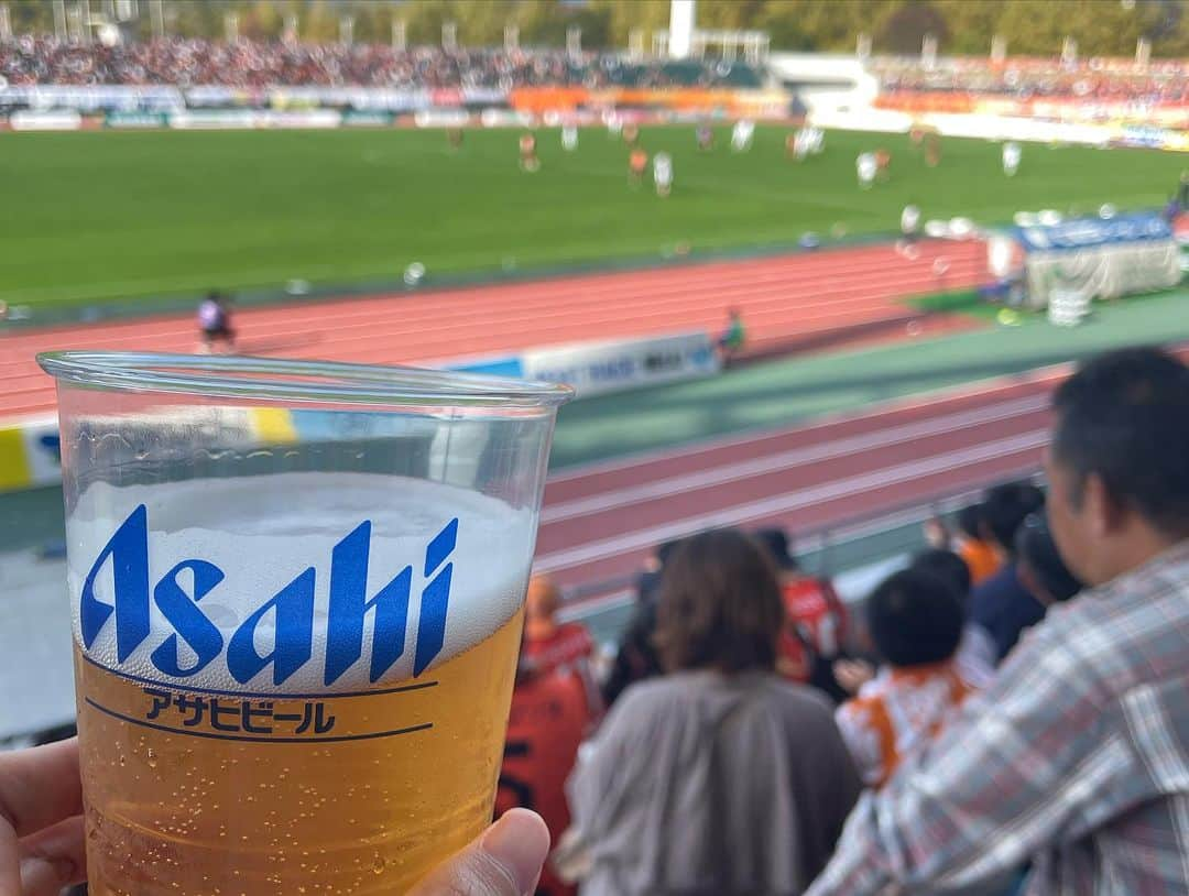 木村好珠さんのインスタグラム写真 - (木村好珠Instagram)「はじめてのみらいふスタジアム！！今年は、関東から出て、ニンジニアスタジアム(愛媛FC)、札幌ドーム(北海道コンサドーレ札幌)、長居スタジアム(セレッソ大阪)、ノエビアスタジアム神戸(ヴィッセル神戸)と遠征してまして…！山口県にも行ってきました！！自然に囲まれてて、綺麗で、好きなスタジアムだった！！  #jリーグ #サッカー #サッカー好きな人と繋がりたい  #レノファ山口  #遠征旅行」11月6日 14時56分 - konomikimura