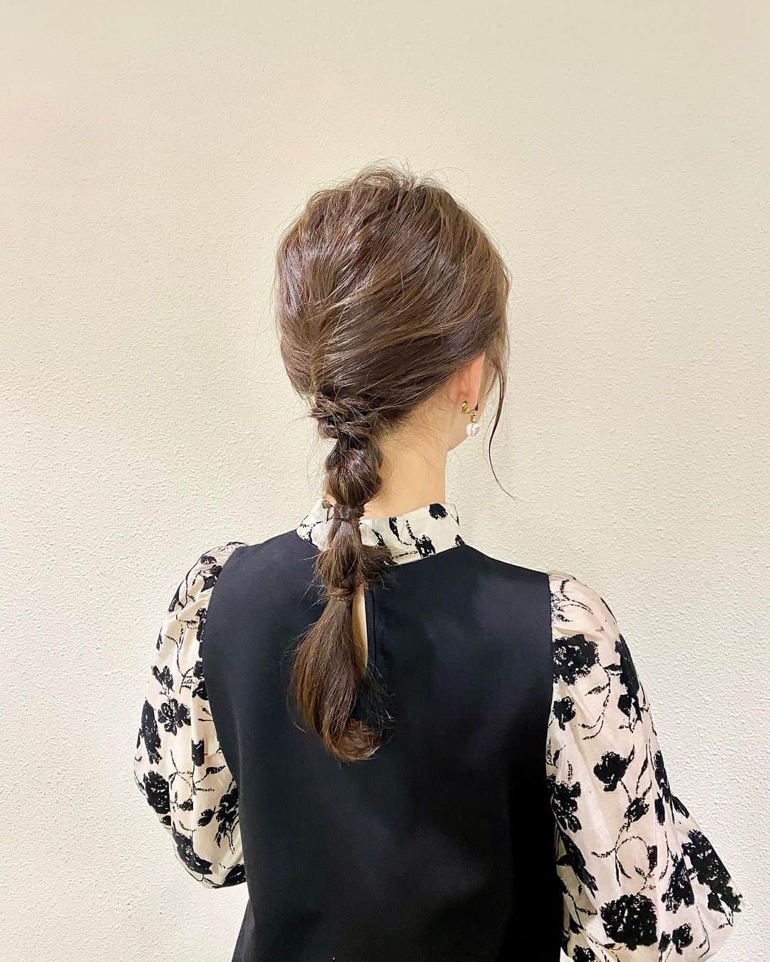 福田典子さんのインスタグラム写真 - (福田典子Instagram)「今日は賢いお買い物術を特集します　🍳 #よじごじDays ぜひご覧くださいね！  outfit #granyamaki」11月6日 15時00分 - norikofukuda212