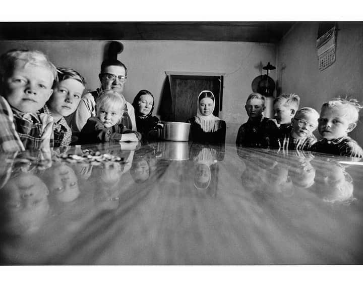Magnum Photosさんのインスタグラム写真 - (Magnum PhotosInstagram)「Throughout the 1990s, Larry Towell (@larrysgeneralstore) documented life in Mennonite communities in Canada and Mexico, culminating in the book The Mennonites, first published in 2000.⁠ ⁠ This image, now available as part of our most recent launch of darkroom prints, captures a family from the La Batea colony in Zacatecas, Mexico.⁠ ⁠ Our Darkroom Collection is a rare insight into the complex nature of darkroom printing, showcasing the imagination and artistry of the printer through an exclusive curation of archival prints 🎞️⁠ ⁠ 🔗 Tap the link in bio to shop the print.⁠ ⁠ PHOTOS (left to right):⁠ ⁠ (1) Annotated darkroom print of Mennonites by Larry Towell.⁠ ⁠ (2) Mennonites. La Batea. Zacatecas. Mexico. 1994.⁠ ⁠ © Larry Towell (@larrysgeneralstore) / Magnum Photos」11月7日 1時01分 - magnumphotos