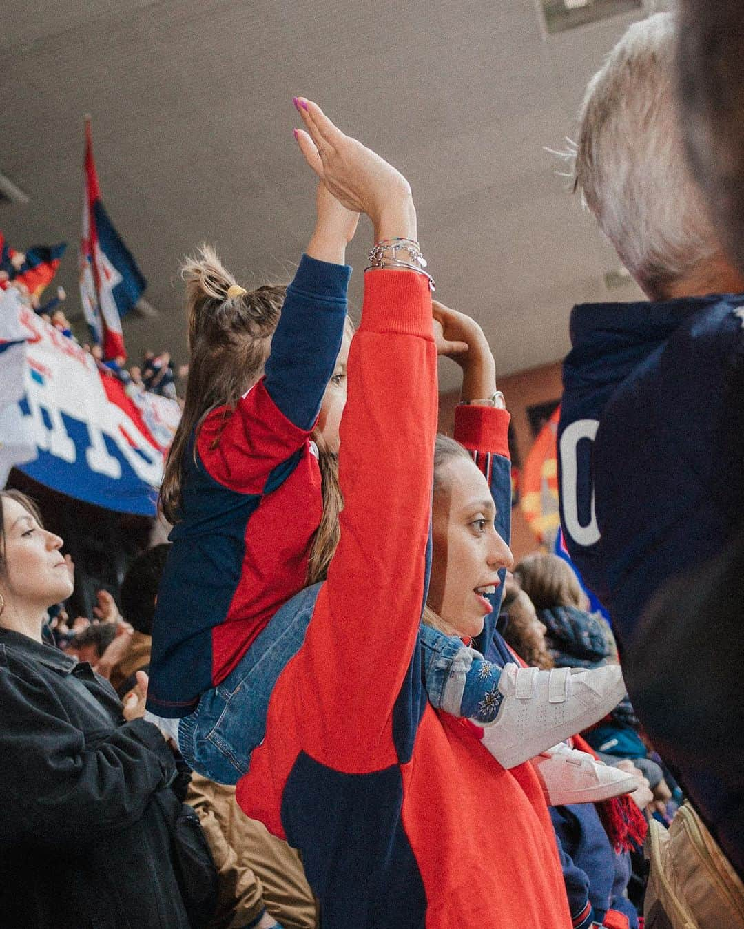 ジェノアCFCさんのインスタグラム写真 - (ジェノアCFCInstagram)「🙌🔴🔵🙌」11月7日 0時53分 - genoacfc