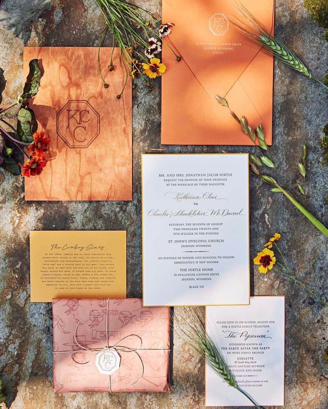 Ceci Johnsonさんのインスタグラム写真 - (Ceci JohnsonInstagram)「WEDDING | Embrace a fall palette with this wedding in Wyoming. Our friendship with the Hirtle family began over 16 years ago when we designed their first daughter’s wedding invitations, their second soon followed and this one is their third! Such an honor to create unique and special designs for each of their beautiful children over the years. 🧡 ⠀⠀⠀⠀⠀⠀⠀⠀⠀ Featuring hand-stained wood, brown and gold foil letterpress on 4-ply luxe paper, with a custom-converted envelope. #CeciCouture ⠀⠀⠀⠀⠀⠀⠀⠀⠀ CREATIVE PARTNERS:  Invitation Design: @cecinewyork Photography: @christianothstudio @christianoth Event Planner: @augustacole Event Designer: @david_stark_design ⠀⠀⠀⠀⠀⠀⠀⠀⠀ #cecinewyork  #invitationsuite  #autumnvibes  #autumninvitations  #wyomingwedding  #orangeinvitations  #letterpress  #luxuryinvitations」11月7日 0時55分 - cecinewyork