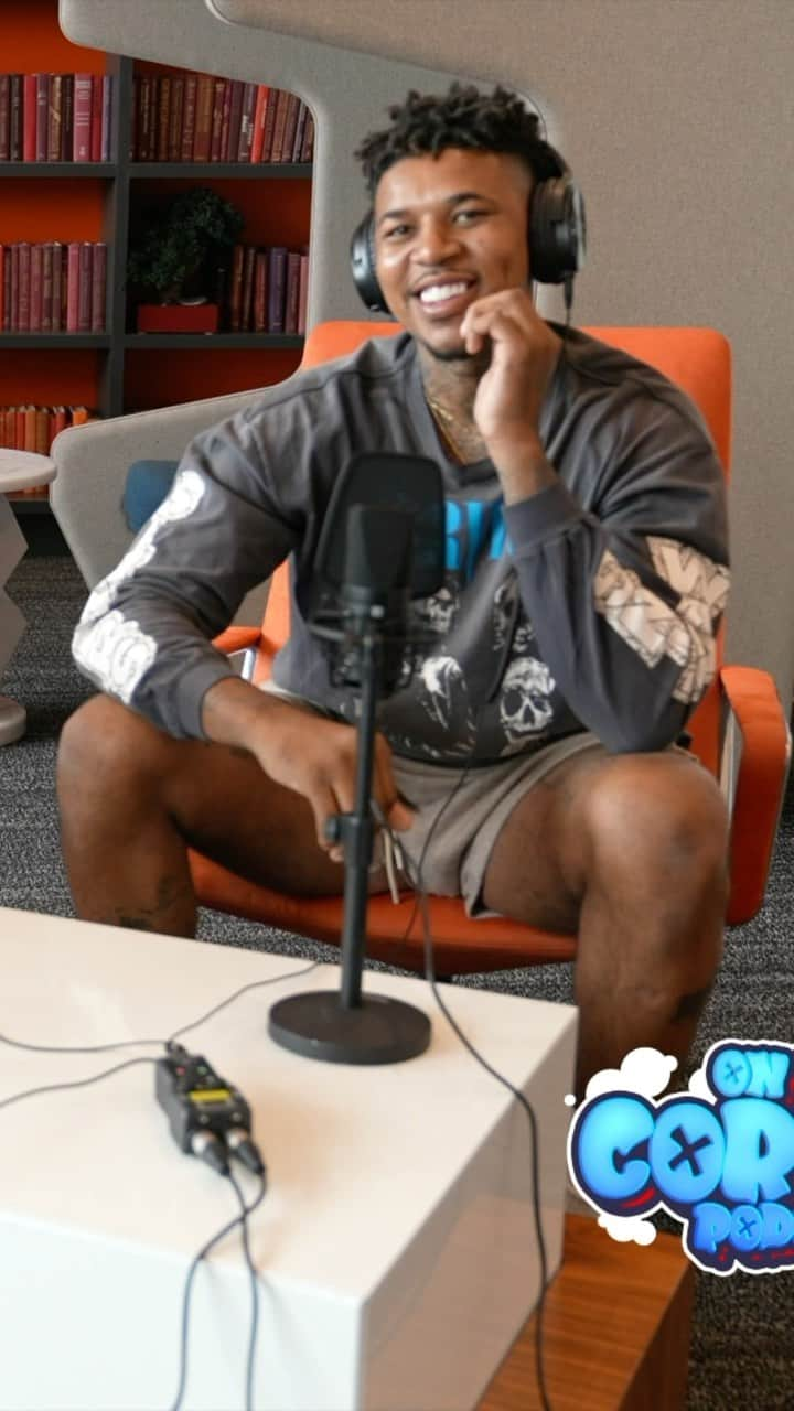 ニック・ヤングのインスタグラム：「In the latest electrifying episode of the “On the Corner” podcast, the charismatic Nick Young, also known as Swaggy P, joins forces with his towering brother T Young to dissect the thrilling NBA landscape. 🏀  The NBA title is a coveted treasure up for grabs, and the court is ablaze with emerging stars rising from the ashes, ready to etch their names in basketball history. 🌟  So, who’s your bet for the crown? Join us as we dive deep into the world of basketball, break down the contenders, and unravel the captivating stories behind these remarkable athletes.  Tune in for another exhilarating episode of the “On the Corner” podcast, as we sit down with Swaggy P and his brother to explore the NBA’s future, one highlight at a time. 🎙️ Don’t miss out on this slam-dunk episode! #OnTheCornerPodcast #NBA #SwaggyP #BasketballLegends #EmergingStars #NBAChampionshipRace #PodcastDiscussion #delapazfocus」