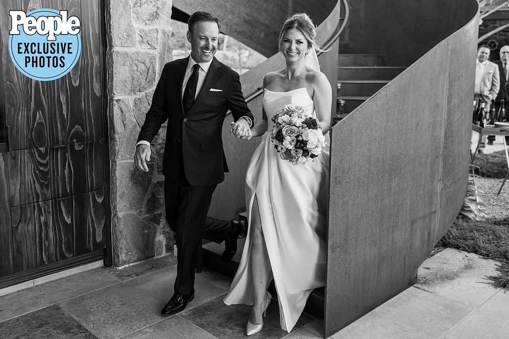 People Magazineさんのインスタグラム写真 - (People MagazineInstagram)「“As much as we wanted an intimate weekend for our wedding ceremony in Napa, we also wanted to celebrate getting married with all the great friends we have — hence this bigger party,” Lauren Zima tells PEOPLE of her two wedding ceremonies. “Doing the second event in Austin [where the couple lives full-time] gave us the ability to include all of our friends, and also made sure that we didn’t leave our wedding feeling like we didn’t even see any of our loved ones — a story we’ve heard before.” 🤍   Tap our bio link to see all the photos from Chris Harrison + Lauren's special days! | 📷: @joeycarman」11月7日 1時06分 - people