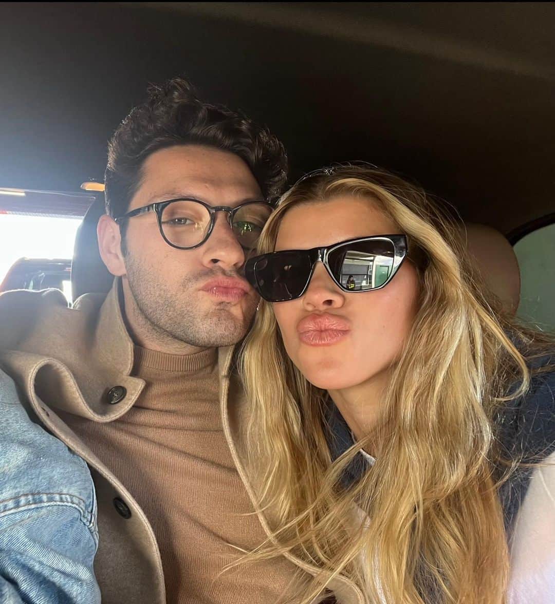 ソフィア・リッチーのインスタグラム：「The big 3-0!!!! I am beyond obsessed with you. Happy birthday to the man of my dreams! I can’t wait for a lifetime more @elliotgrainge 🥹🥰💕」