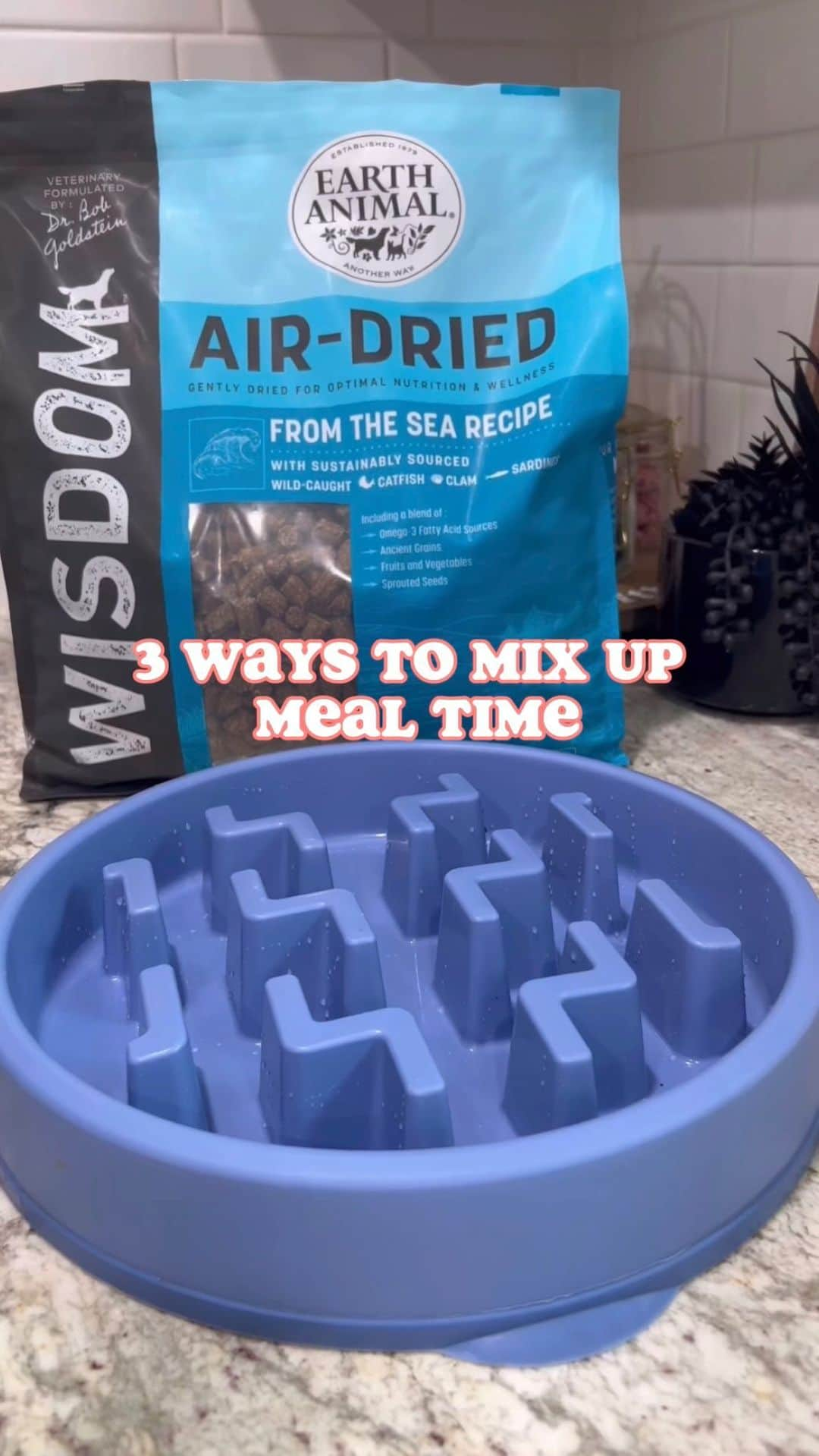 DogsOf Instagramのインスタグラム：「Mixing it up with @earthanimal1979 NEW Wisdom Air Dried! #Ad   Our dog’s typically eat the same thing every day, right? Which is why mixing it up is the least we can do and I’m going to show you 3 ways I like to mix it up to keep meal time fun and engaging. Using a toppl is such an easy way to extend meal time. Add some water into the toppl with any flavor of Earth Animal’s Wisdom Air Dried food (they have Chicken, Turkey and From the Sea) and throw it in the freezer. It keeps the dogs busy for a good 20+ minutes! The water helps the food solidify together making for great enrichment. I also love using a good snuffle mat to encourage foraging - a little more prep work, but the dog’s LOVE it! When I’m feeling lazy, nature’s snuffle mat aka grass, is my favorite go to... it really can be that easy!  Using Earth Animal’s new Wisdom Air Dried Food has gotten the dogs so excited about meal time and I love how high quality and sustainably sourced its ingredients are. Wisdom is air-dried low and slow which allows every scoop to be as nutritious and flavorful as possible! Earth Animal can be found in your local pet store, so be sure to stop by and take advantage of offers and savings available exclusively to independent pet stores. You can also buy Wisdom Air-Dried on Amazon by clicking the link in my bio and using promocode 10PNWPACK to get 10% off any Wisdom Air-Dried 2 lb. bag. (Limit 1 bag per code. Code may only be redeemed once).  #wisdomairdried #earthanimal #dogfood #foodfordogs #healthydogs #caninehealth #canineenrichment #enrichmentfordogs #dogenrichment #enrichyourdog #spoilyourdog #spoileddogs #happydogs #caninenutrition #nutritionfordogs #dognutrition」