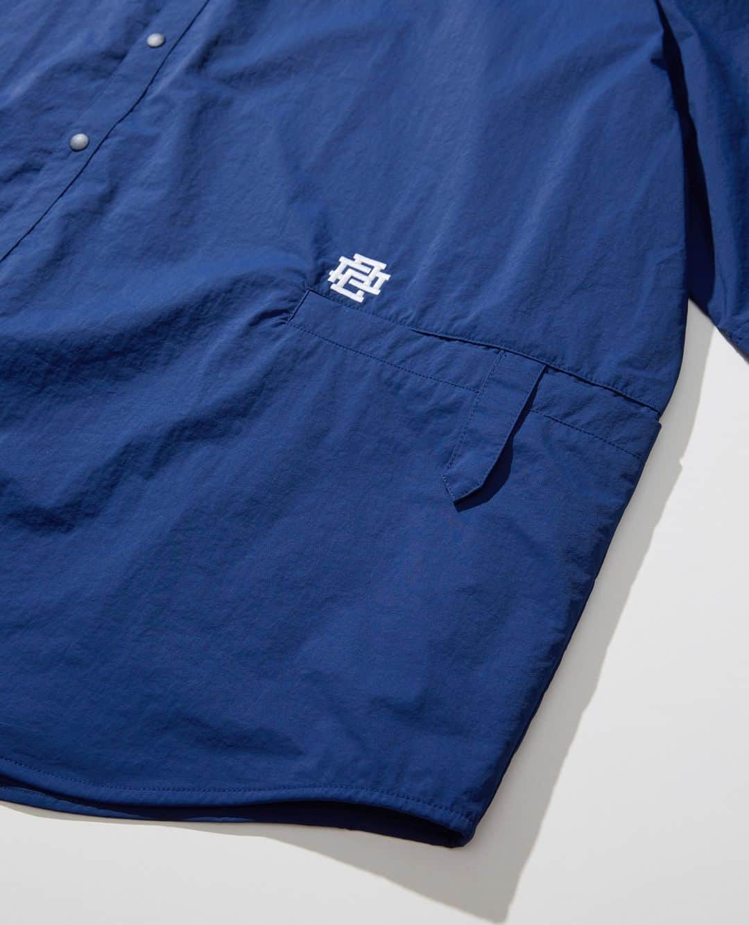 パブリッシュブランドさんのインスタグラム写真 - (パブリッシュブランドInstagram)「Utility Shirt - 100% cotton, oversized s/s button up, and available in navy and tan.⁠ ⁠ Sold-out in the USA but available in Asia.⁠ ⁠ Please use the link below⁠ https://publishbypb.com⁠ .⁠ .⁠ .⁠ .⁠ ⁠ #publishbrand #todayfortomorrow #publishers #oversized #buttonup」11月7日 1時30分 - publishbrand