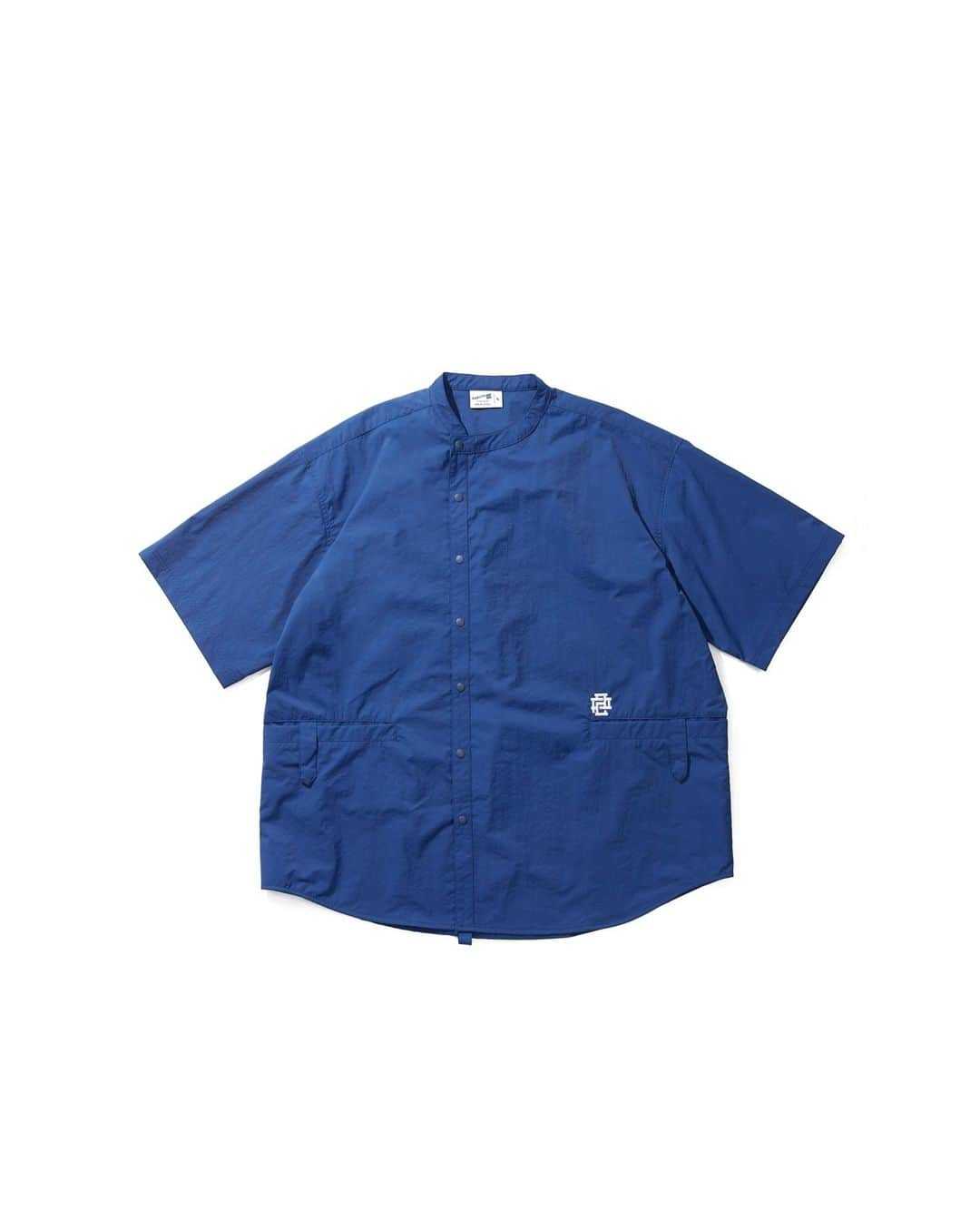 パブリッシュブランドのインスタグラム：「Utility Shirt - 100% cotton, oversized s/s button up, and available in navy and tan.⁠ ⁠ Sold-out in the USA but available in Asia.⁠ ⁠ Please use the link below⁠ https://publishbypb.com⁠ .⁠ .⁠ .⁠ .⁠ ⁠ #publishbrand #todayfortomorrow #publishers #oversized #buttonup」