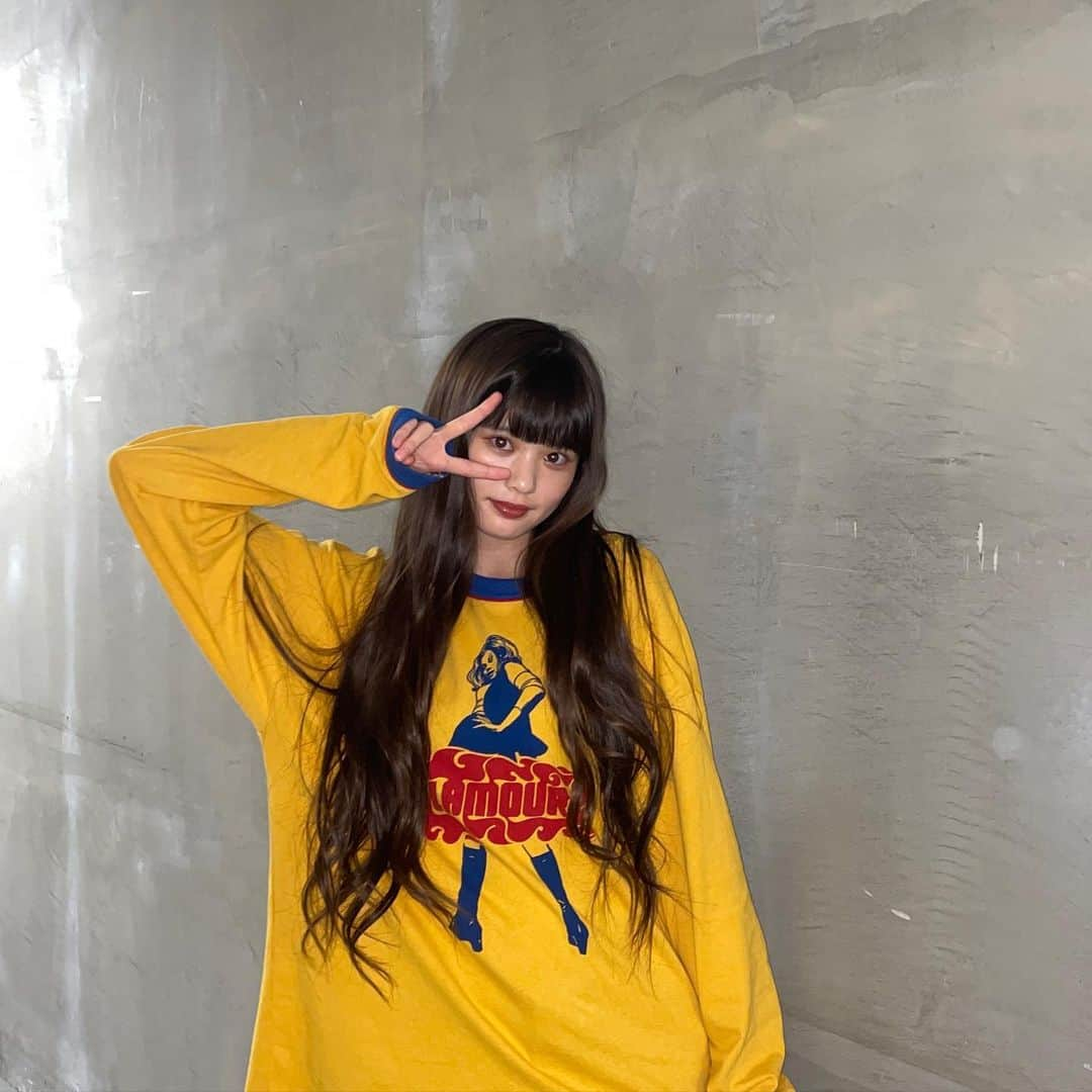 原田都愛のインスタグラム：「Today's clothe💛 新しくゲットしたロンT！ ロンTはワンピースで着るのが一番好き！一目惚れして速攻買いました笑笑 #hysteric」