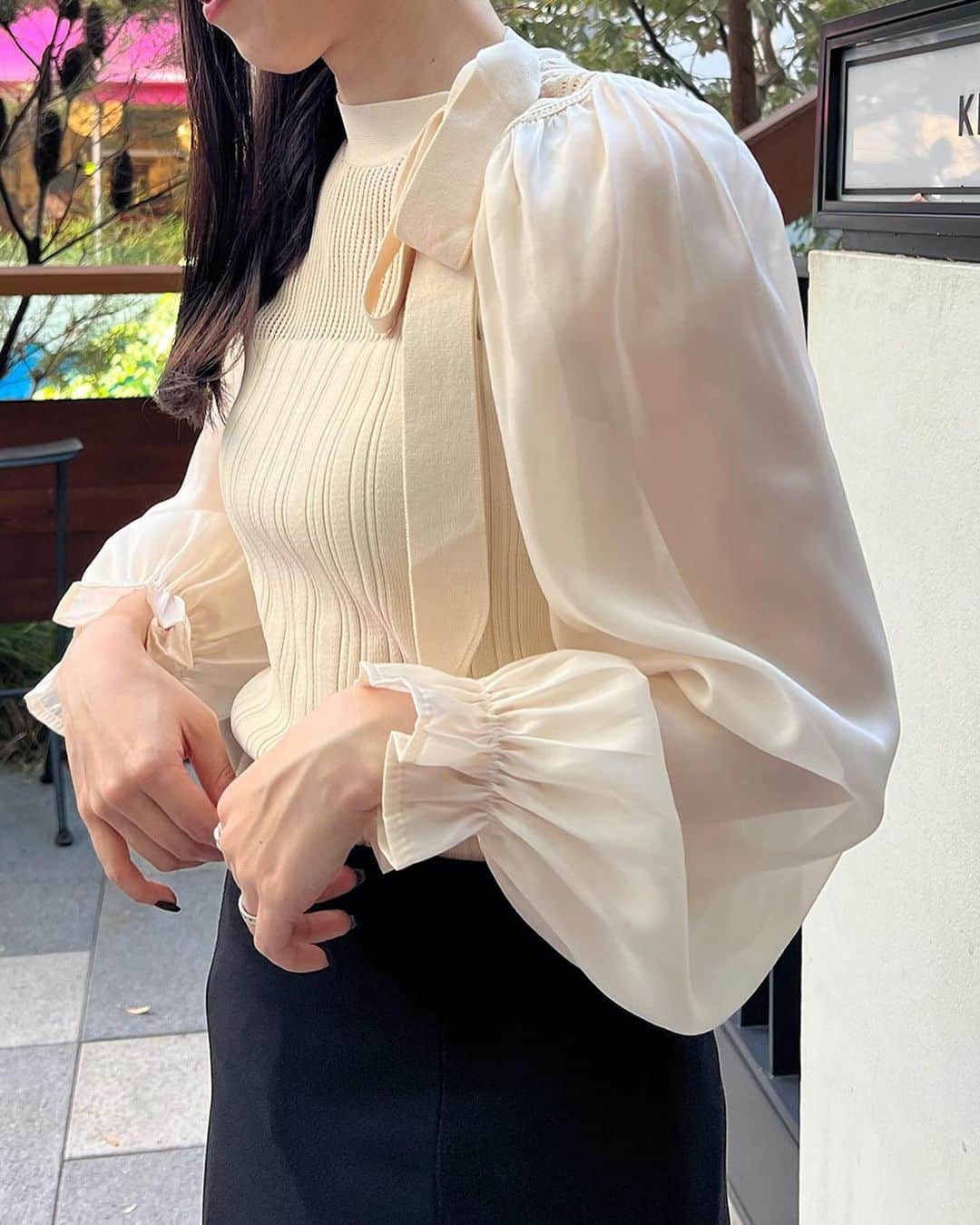 DHOLIC SNAPさんのインスタグラム写真 - (DHOLIC SNAPInstagram)「ディレクターが選んだ人気ニット🧶  気になるアイテムは商品タグよりチェック✔︎」11月6日 18時12分 - d_by_dholic