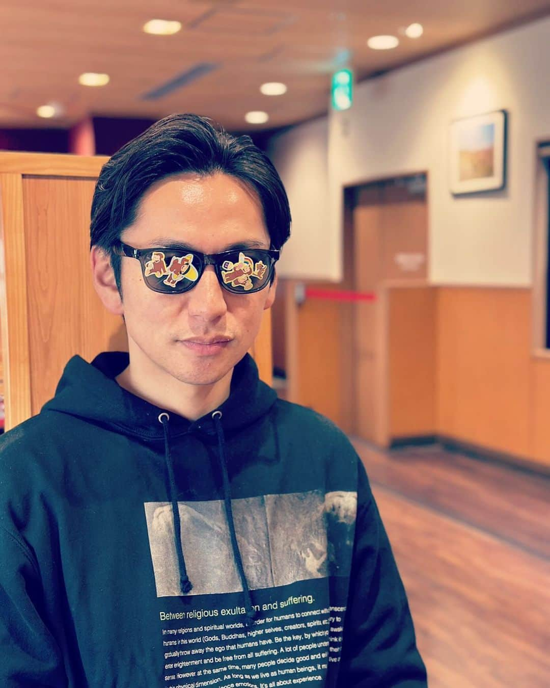 川久保拓司さんのインスタグラム写真 - (川久保拓司Instagram)「2024年2月の明治座公演、 舞台『メイジ・ザ・キャッツアイ』 今回も、川久保拓司公式LINEにてチケット先行予約を行います！（公式LINE追加はプロフィールのリンクから！） 今回の先行予約特典は、迷いに迷った結果…再びメッセージ入りポストカードに決定！ 「ちょっと遅めの年賀状」的なテイストも含めて送れたらな、と思っています。  舞台『メイジ・ザ・キャッツアイ』 【HP】（プロフィール欄にもリンクあります） https://www.meijiza.co.jp/info/2023/2024_02/ 公演期間：2024年2月6日（火）〜3月3日（日） チケット先行受付：〜2023年11月22日（水）23:59まで チケット料金： （12:00開演）S席13,000円、A席7,000円 （17:00開演・千穐楽）S席13,500円、A席7,000円  もし、公式LINEの追加がどうしてもできない…！という方がいましたら、今回はInstagramのDMでも受け付けようと思います。（チケット以外の内容については返信できない可能性がございます） お待ちしています！！」11月6日 18時33分 - takuji_kawakubo