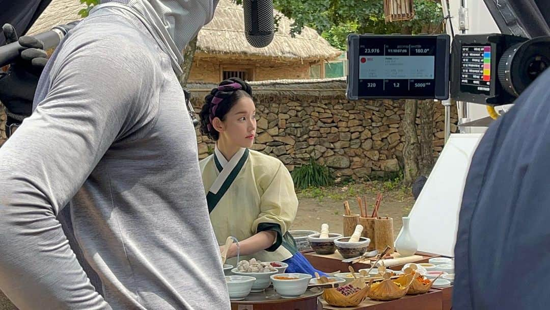 パーク・ファン・ヒーさんのインスタグラム写真 - (パーク・ファン・ヒーInstagram)「오늘 밤 9시 45분에도 KBS2 <혼례대첩>  많은 시청 부탁드립니다 :)」11月6日 18時44分 - phh1013