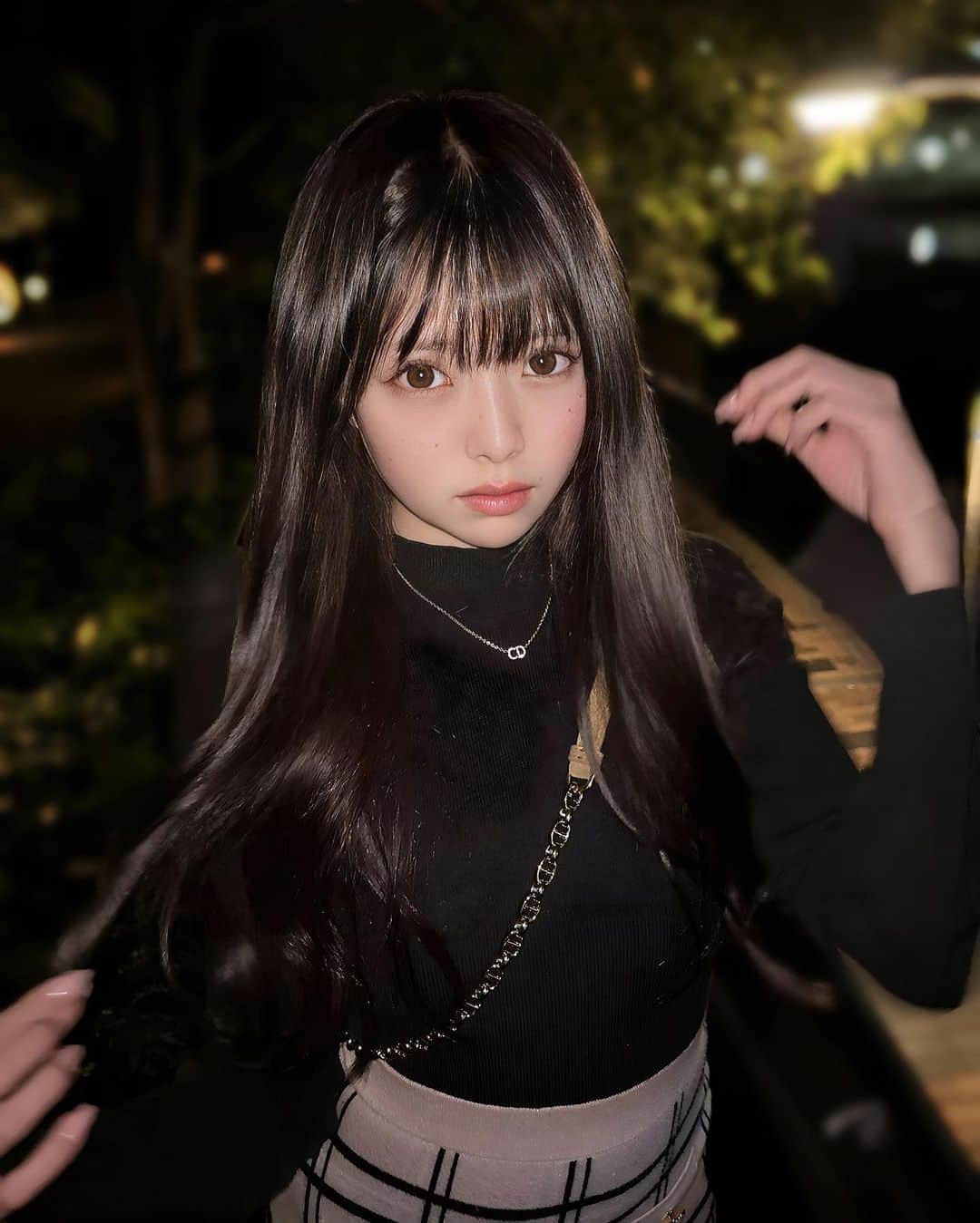 りのちぃさんのインスタグラム写真 - (りのちぃInstagram)「そういえば黒髪になった👩🏻 色落ちもたのしみ！♡  @kenta_akiyoshi_0721  いつもありがとうございます︎︎🪄︎︎◝✩」11月6日 18時52分 - ichikawa.rino