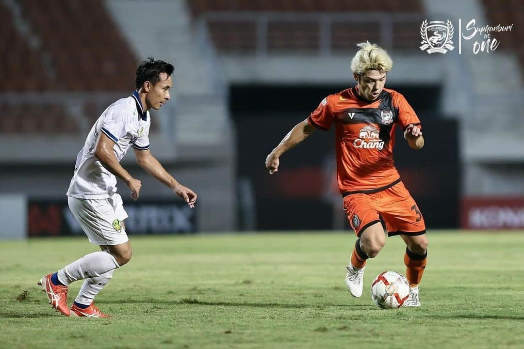 馬場悠企さんのインスタグラム写真 - (馬場悠企Instagram)「I hate to lose... Find a way to win👍💨  #thaileague2 #suphanburi #voltofficial #no37 #japan #asia #footballplayer  #football #soccer #life #enjoy #training #youtube」11月6日 18時52分 - yuki_bamba32