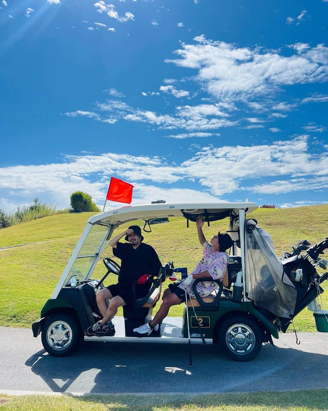 高木琢也のインスタグラム：「高木選手ついに82⛳️🏌️‍♂️がでました㊗️ #GOLF #ライバル達を追い抜いて⛳️ #フッフッフ #あーあそこで池入れてなければなー🤣」