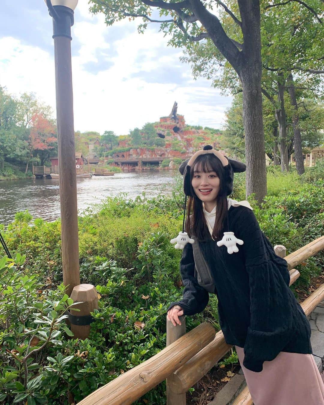 小山内花凜のインスタグラム：「🏰🤍 ディズニー写真詰め合わせ。」