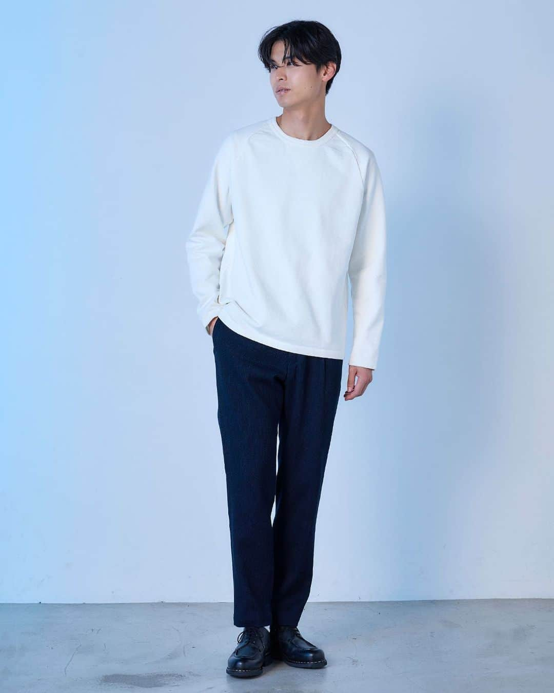 Japanblue Jeansのインスタグラム：「.  JAPAN BLUE JEANS 2023 Autumn & Winter Collection  TOPS Inlay Long Sleeve Tee Col. WHT  BOTTMS Sashiko Easy Pants  その他　参考商品　  @denimlabo_web   #japanblue #japanbluejeans #kojima #Kurashiki #okayama #selvedge #selvedgedenim #jeans #denim #indigo #aging #madeinjapan #madeinokayama #sashiko  #ジャパンブルー  #ジャパンブルージーンズ #児島 #倉敷 #岡山 #刺し子」