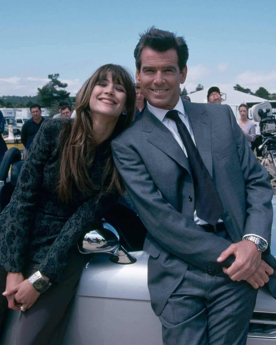 James Bond 007のインスタグラム：「Pierce Brosnan and Sophie Marceau on location for THE WORLD IS NOT ENOUGH.」