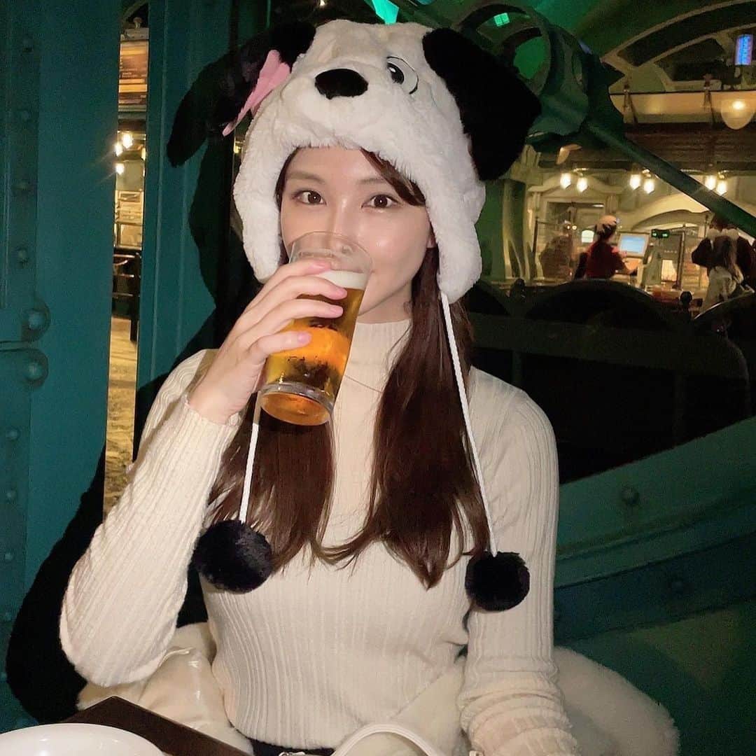 椎名美月さんのインスタグラム写真 - (椎名美月Instagram)「夢の世界へ ちなみにビール苦手🫠」11月6日 19時40分 - mizkiss