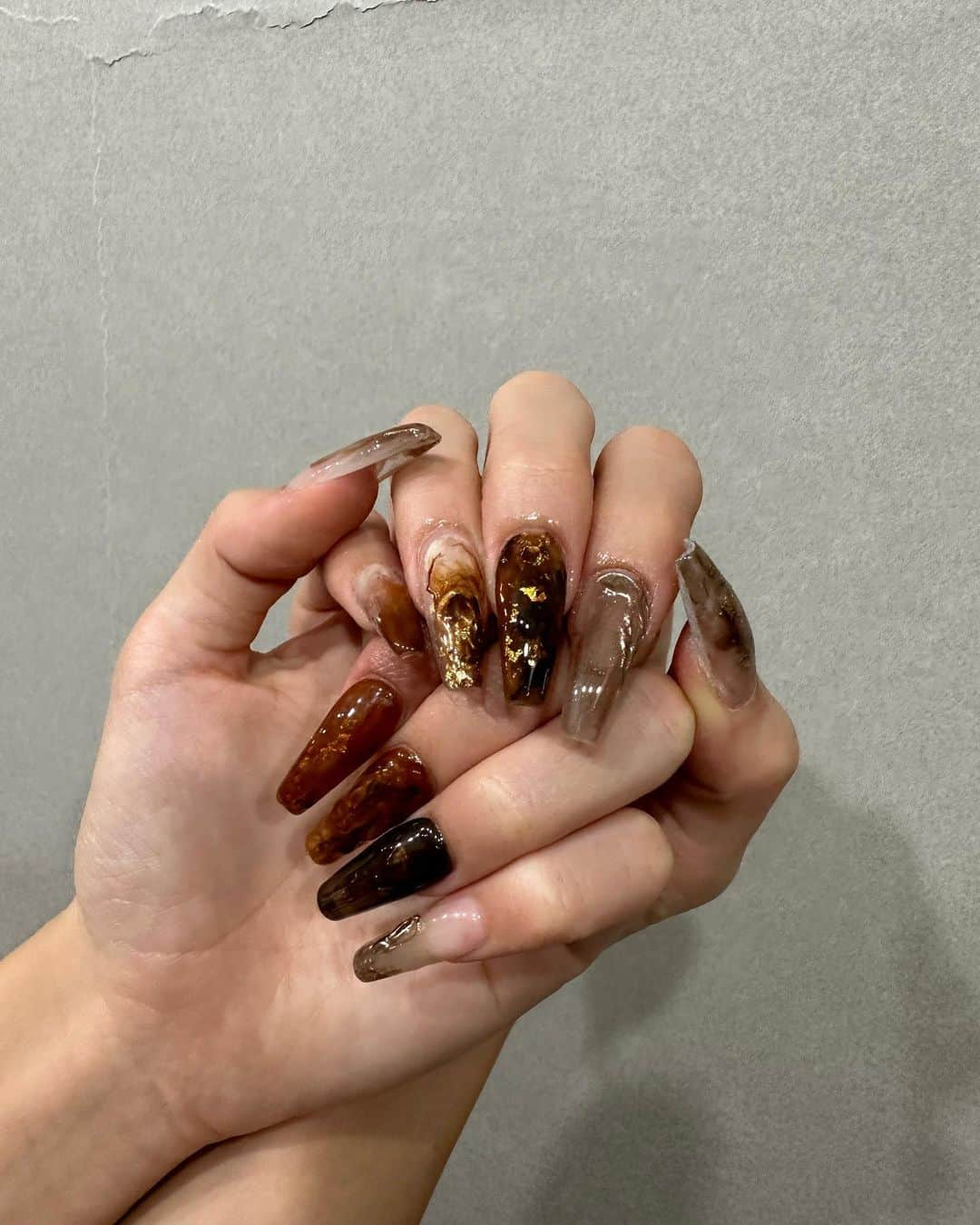 HARACHANさんのインスタグラム写真 - (HARACHANInstagram)「hey☀️  秋nail載せるの忘れてた🍂 @_tabasa.nail_   次は何にしようかな〜🐥  #はらちゃんのうまうま日記」11月6日 19時50分 - cjd_harachan