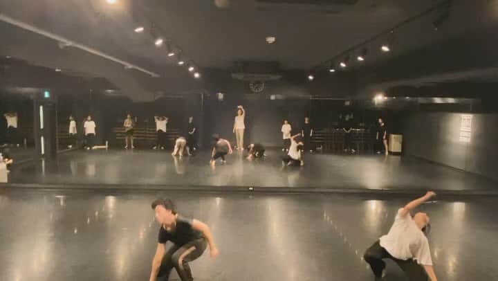 黒須洋壬のインスタグラム：「黒須洋嗣 JAZZ CLASS 2023.Nov.6.  @danceworks_jpn  @xross  #losecontrol  #teddyswims  #dance #jazzdance  #tokyo  #japan」