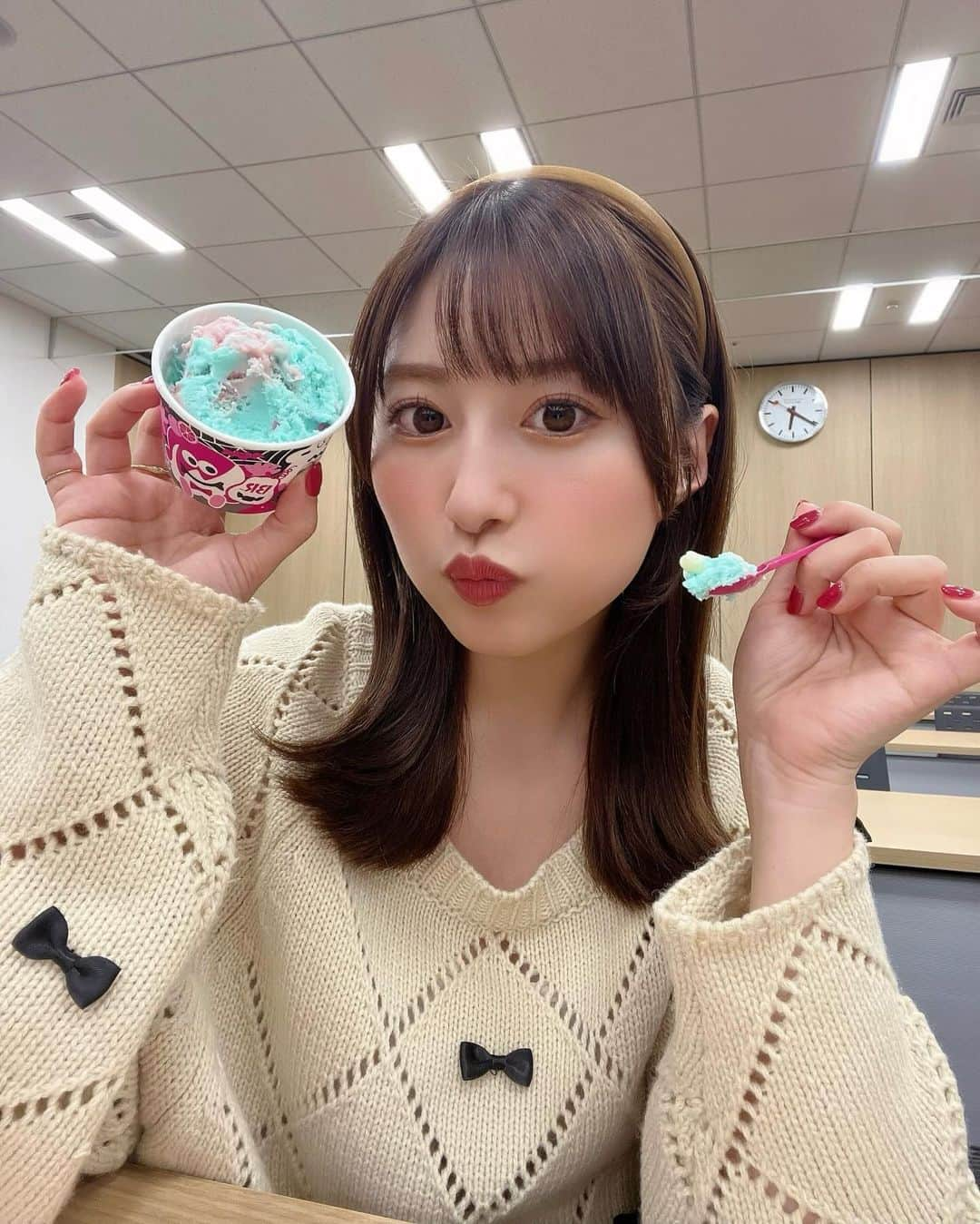 成瀬心美さんのインスタグラム写真 - (成瀬心美Instagram)「🍨  食べる？♡  やっぱり31パーティー大好き◡̈🩷🩵」11月6日 19時51分 - coco3ndazo