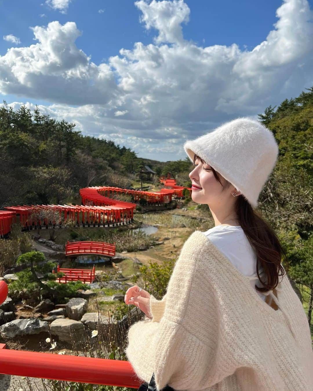 小高実優さんのインスタグラム写真 - (小高実優Instagram)「. 初めて青森県に行ってきました🫢🍎  まだまだ行ったことのない県ばかりなので色んな県を巡りたいな~」11月6日 19時57分 - miyuu_kotaka