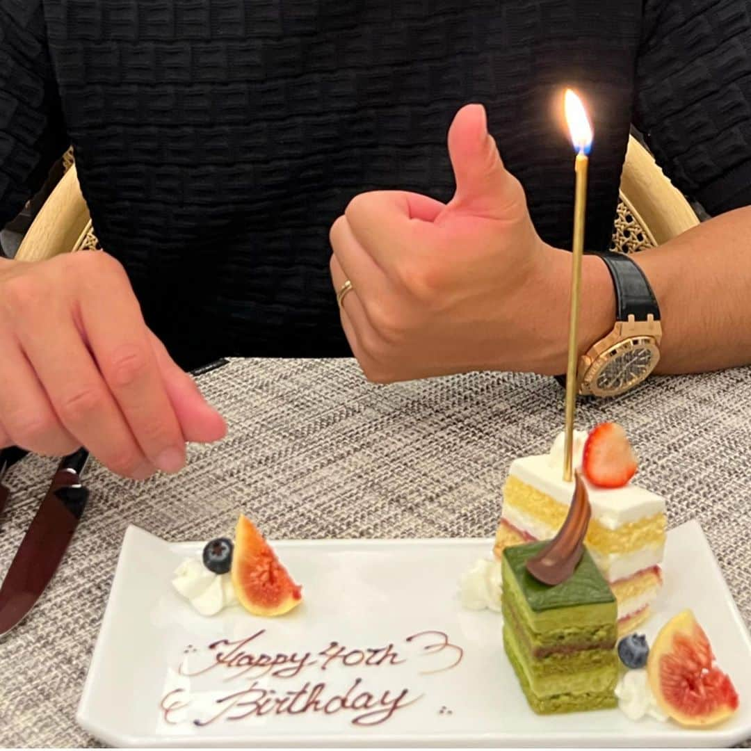 yuukii.iさんのインスタグラム写真 - (yuukii.iInstagram)「主人のお誕生日のお祝いも兼ねて 別府温泉旅へ🥂♨️ @anaintercontinentalbeppu   🍊🎁の中身はhermesと見せかけて  ...  🍄🤣🫶 @gelatopique_official」11月6日 19時57分 - yuukii.i